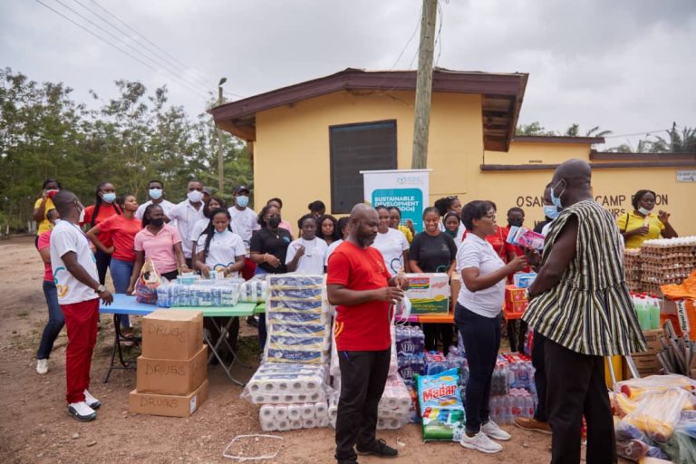 Myhelp-Yourhelp Foundation assists inmates of Osamkrom Camp Prison on Easter Saturday, 3rd April, 2021